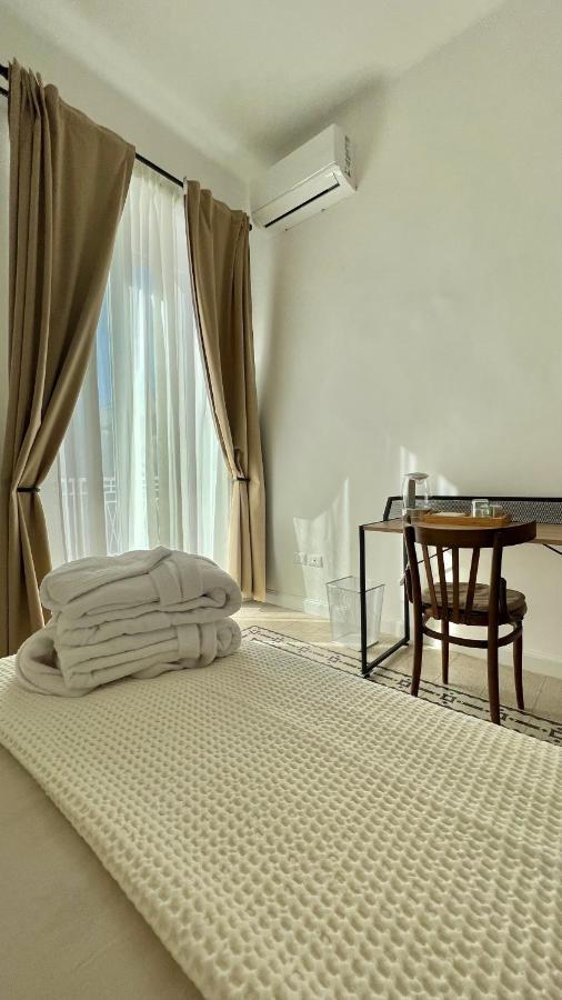 Dimora Al Campanile Bed & Breakfast Sannicandro di Bari Екстериор снимка